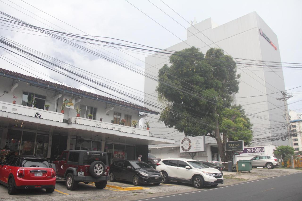 Eden'S Garden Hostel Panama Stadt Exterior foto