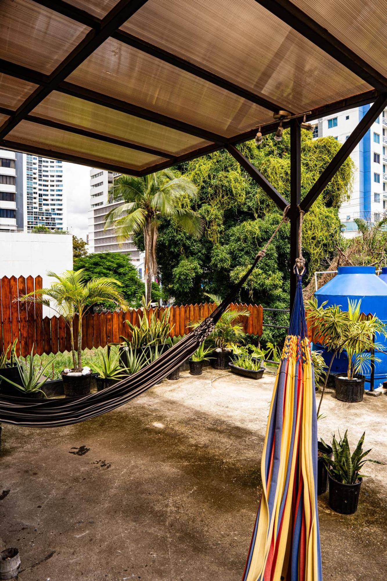Eden'S Garden Hostel Panama Stadt Exterior foto